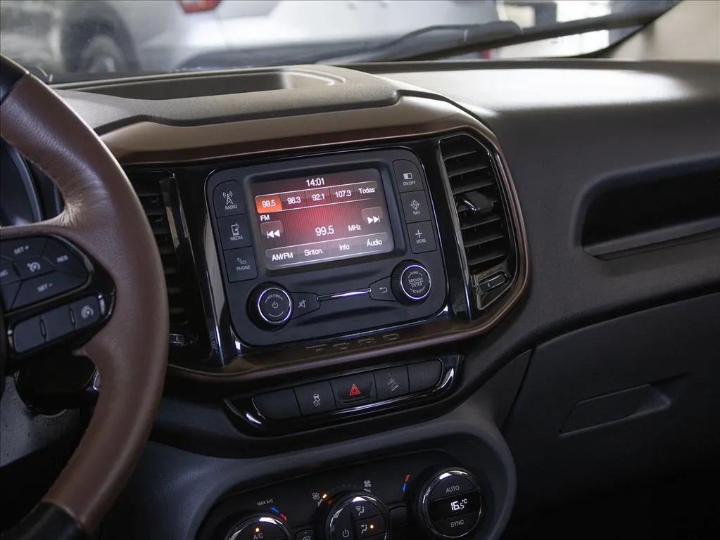 FIAT TORO 2.0 16V TURBO DIESEL VOLCANO 4WD AT9, foto 8