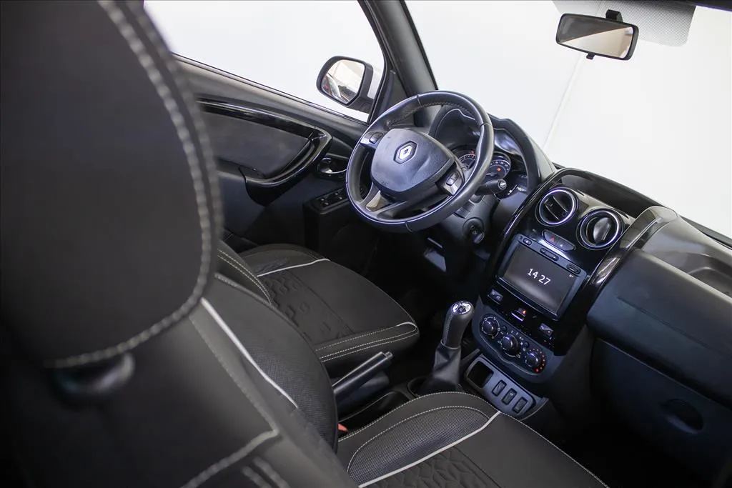 RENAULT DUSTER OROCH 2.0 16V HI-FLEX DYNAMIQUE MANUAL, foto 8