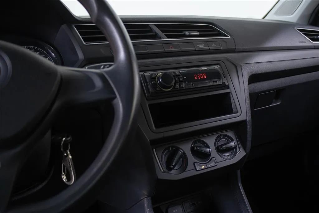VOLKSWAGEN SAVEIRO 1.6 MSI ROBUST CS 16V FLEX 2P MANUAL, foto 8
