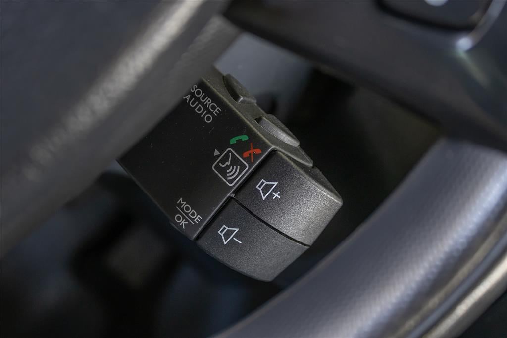 RENAULT DUSTER OROCH 2.0 16V HI-FLEX DYNAMIQUE MANUAL, foto 13