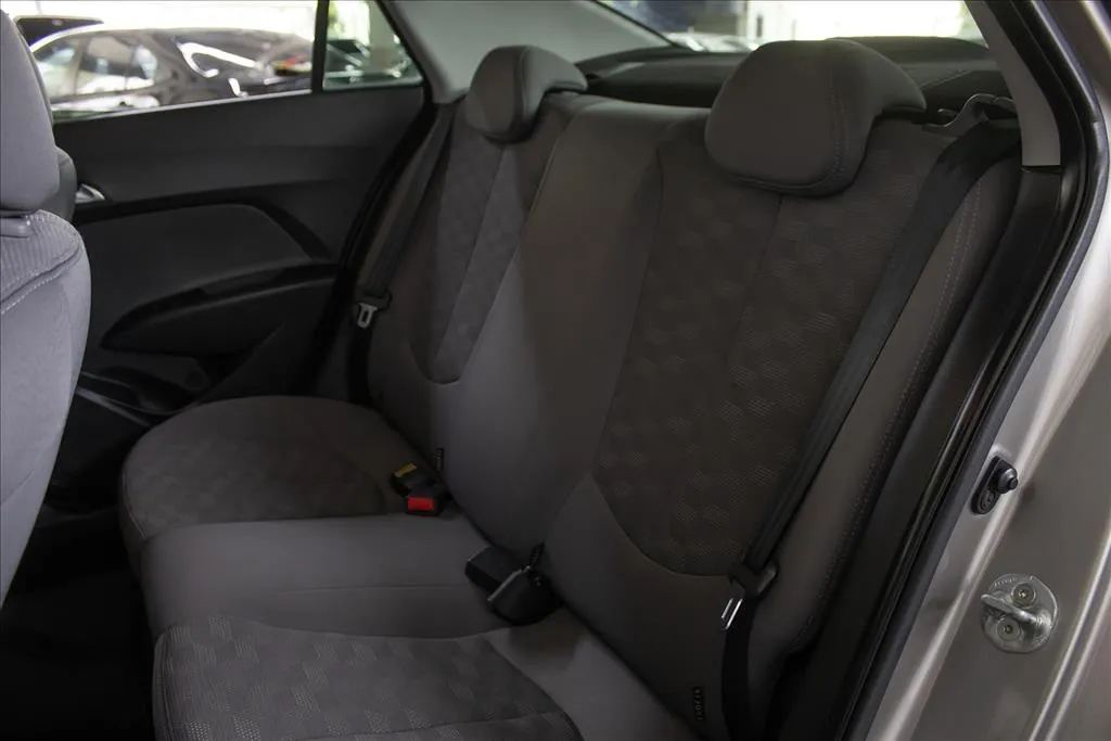 HYUNDAI HB20 1.6 COMFORT PLUS 16V FLEX 4P AUTOMÁTICO, foto 15