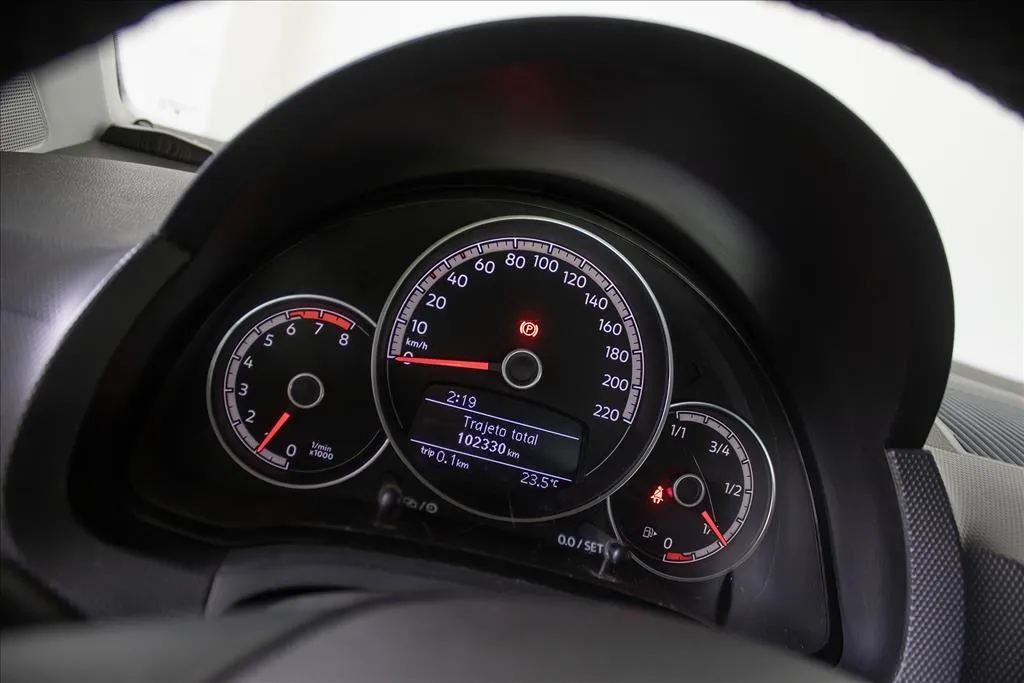 VOLKSWAGEN UP 1.0 170 TSI TOTAL FLEX CONNECT 4P MANUAL, foto 5