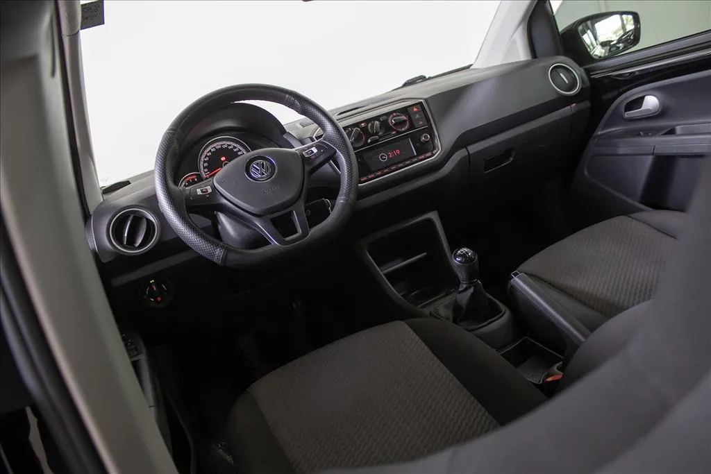 VOLKSWAGEN UP 1.0 170 TSI TOTAL FLEX CONNECT 4P MANUAL, foto 6