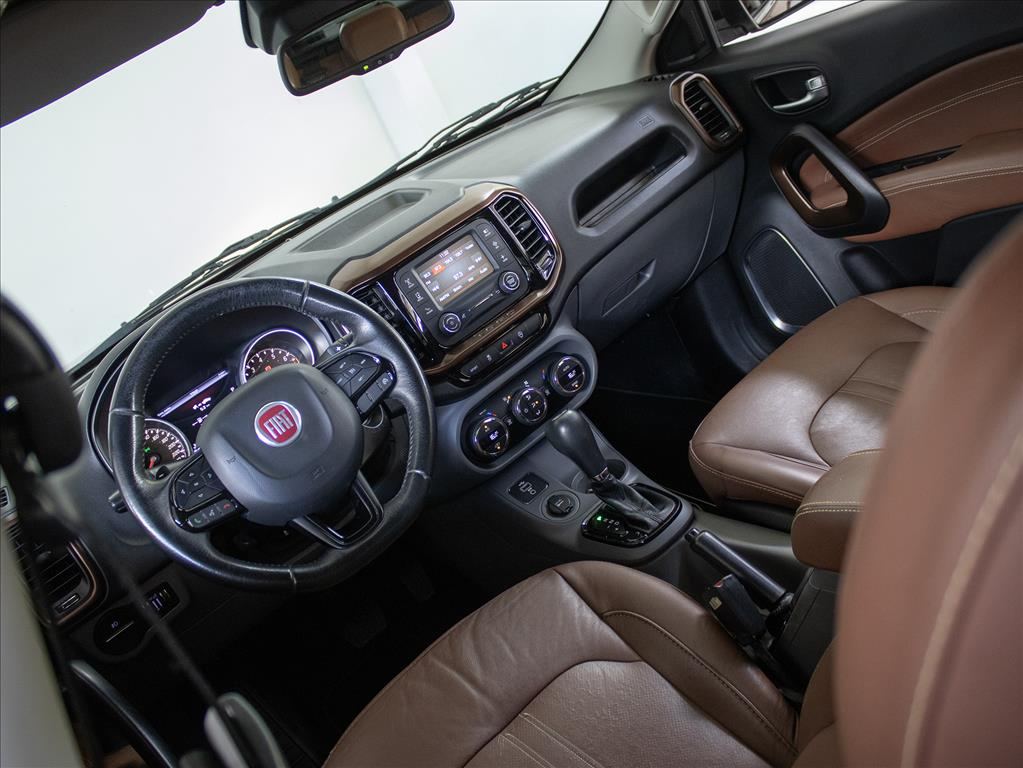 FIAT TORO 2.4 16V MULTIAIR FLEX VOLCANO AT9, foto 6