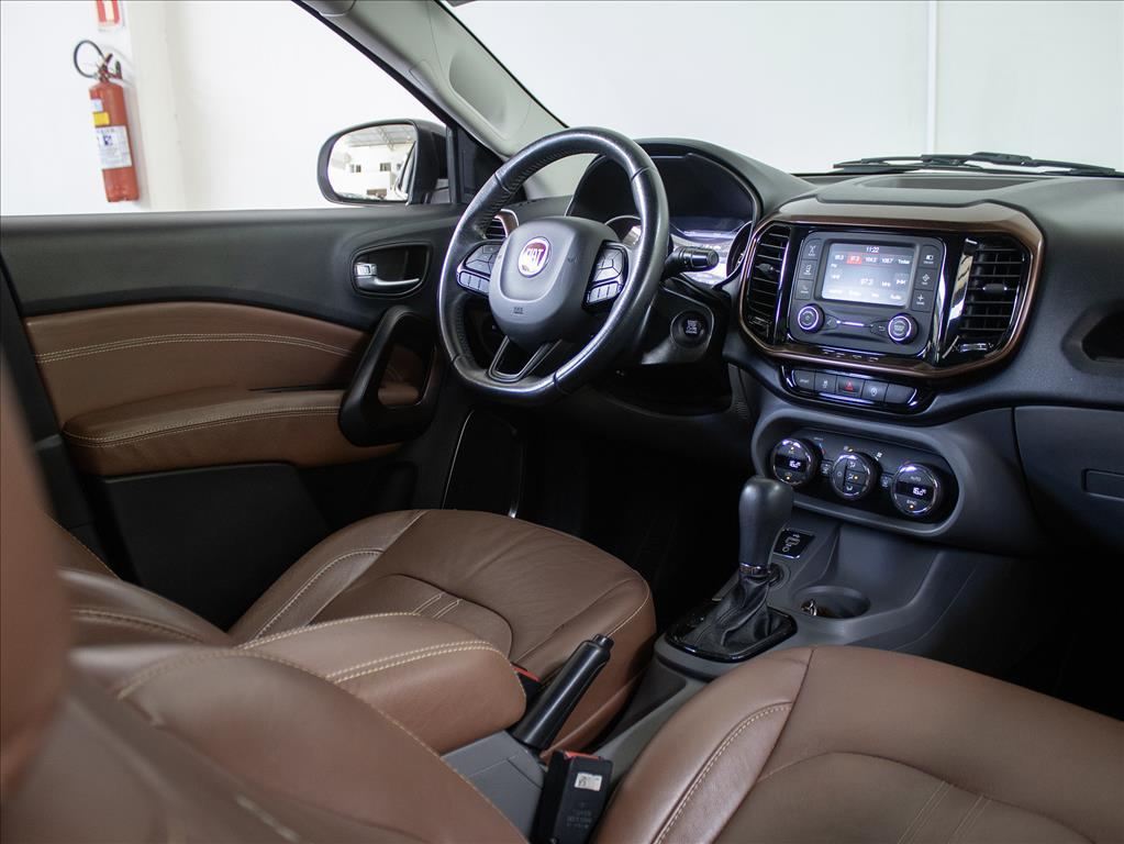 FIAT TORO 2.4 16V MULTIAIR FLEX VOLCANO AT9, foto 7